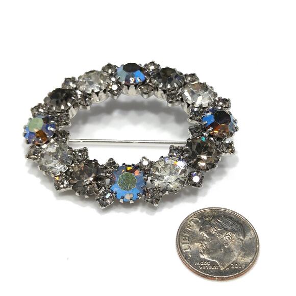 Karu Arke Aurora Borealis Brooch, Clear AB Black Diamond Rhinestones, 1950s - Picture 7 of 10